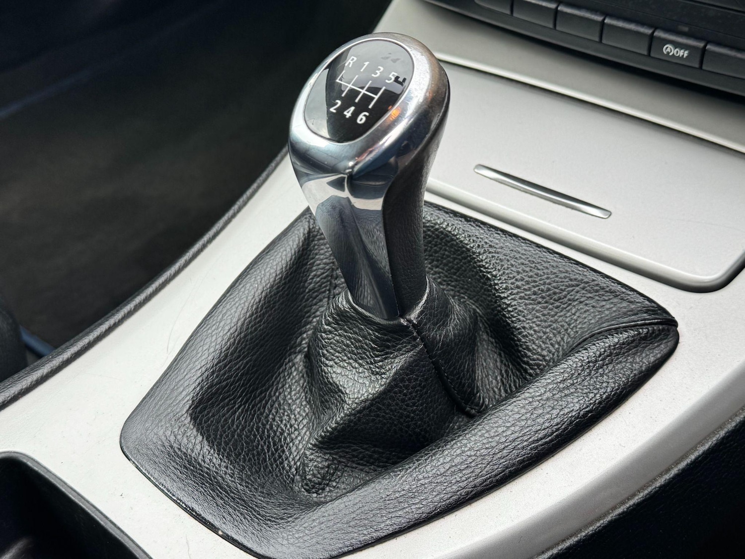 Used BMW 3 Series 2009 for sale - 76441037: Photo 16