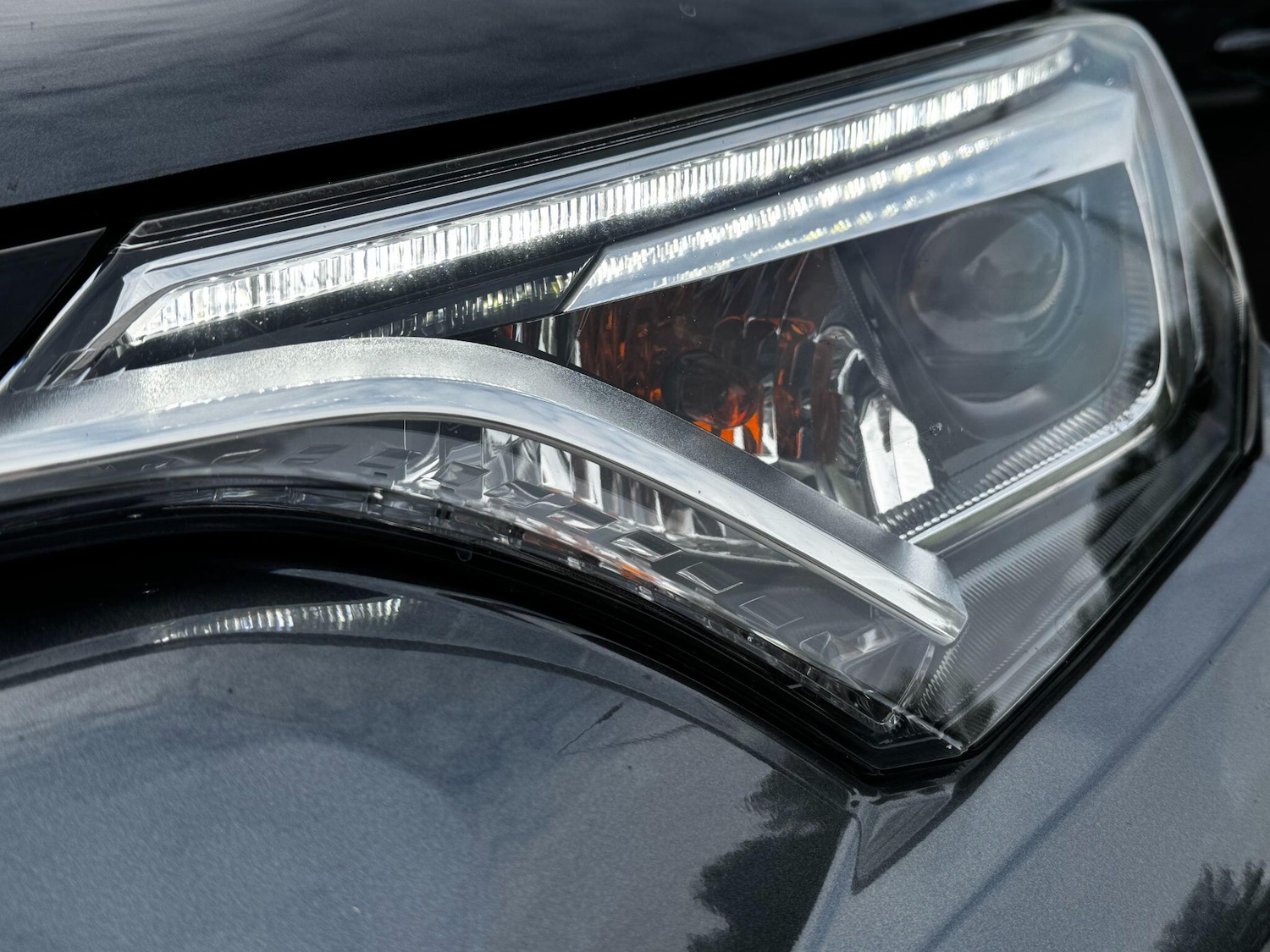 Used Toyota RAV4 2018 for sale - 77174795: Photo 15