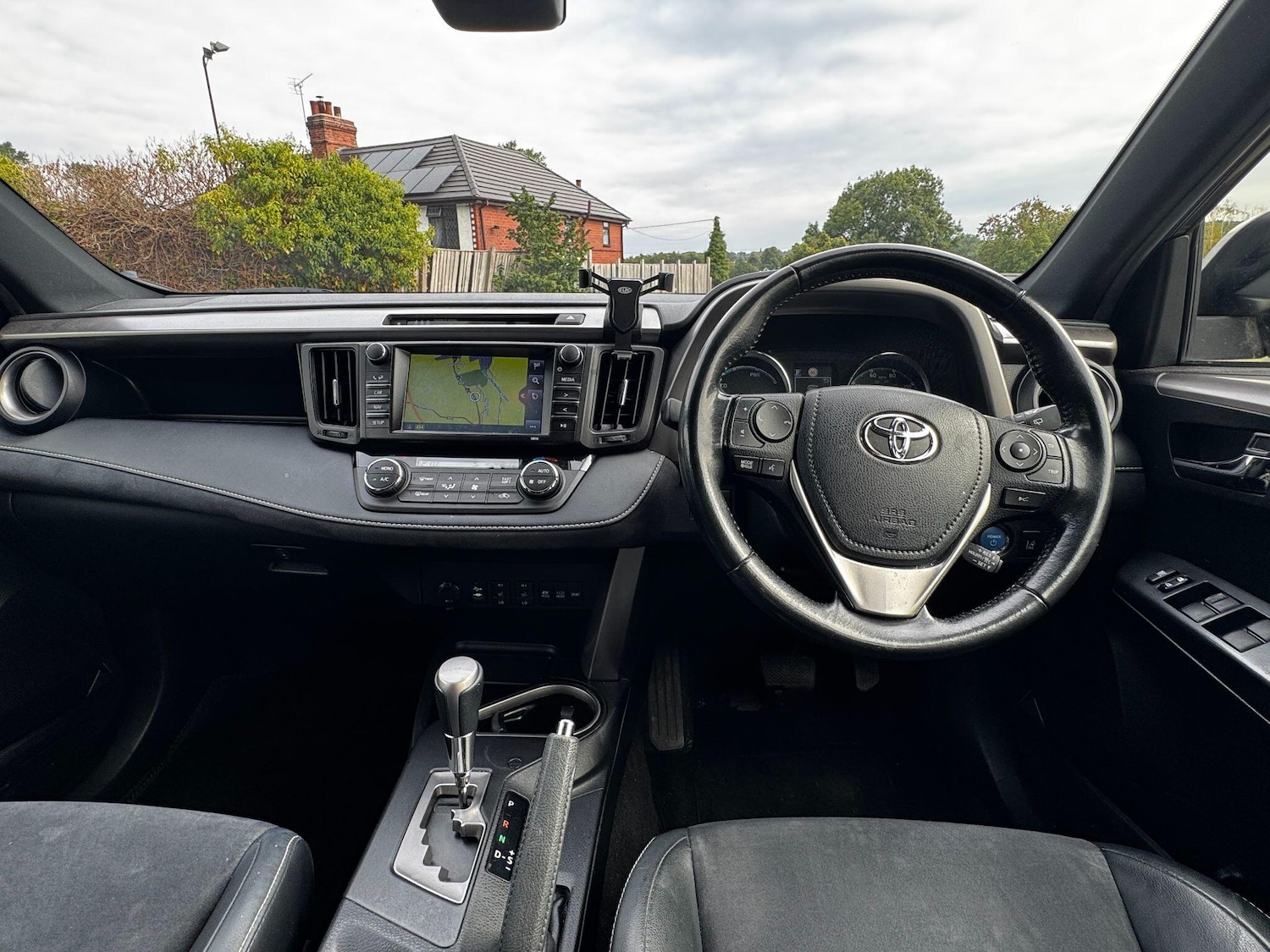 Used Toyota RAV4 2018 for sale - 77174795: Photo 19