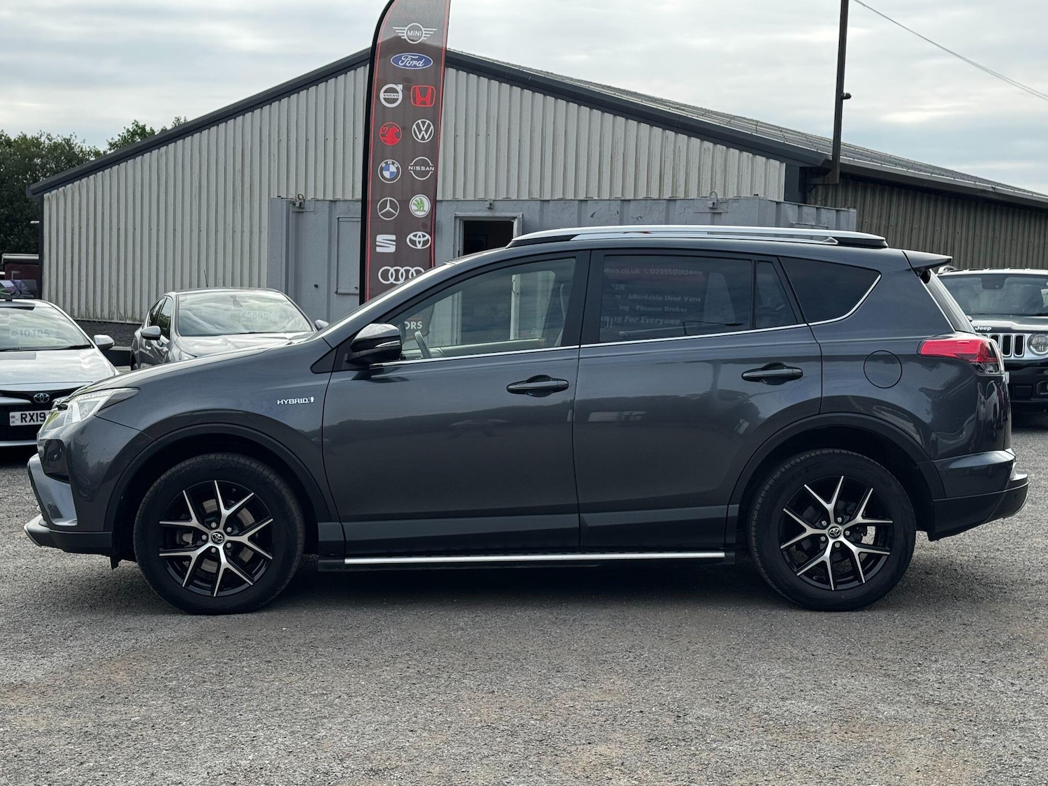 Used Toyota RAV4 2018 for sale - 77174795: Photo 7