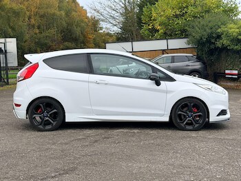 Used Ford Fiesta 2013 for sale - 76538656: Photo