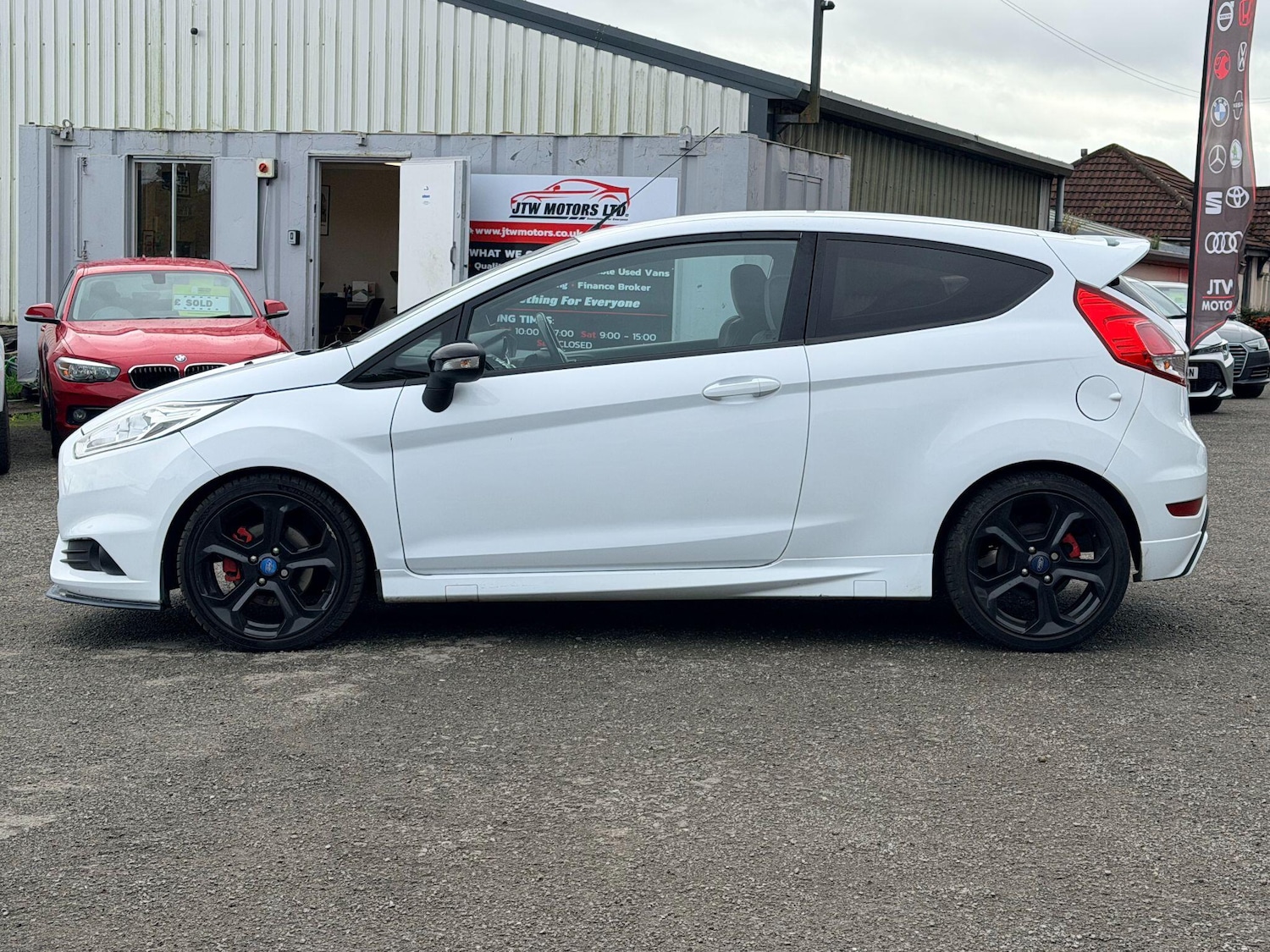 Used Ford Fiesta 2013 for sale - 76538656: Photo 7