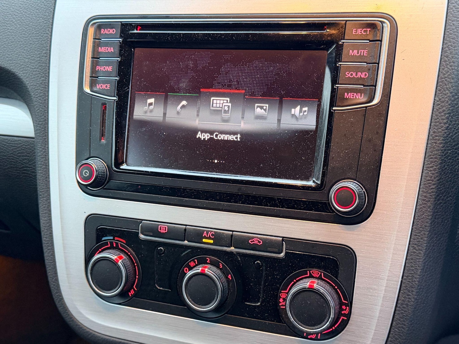 Used Volkswagen Scirocco 2015 for sale - 77396239: Photo 16