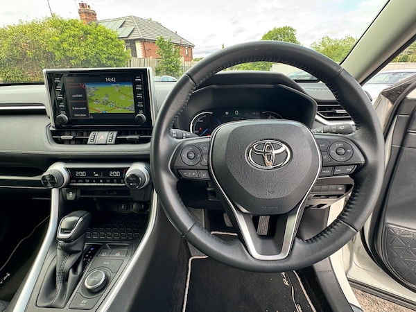 Used Toyota RAV4 2021 for sale - 76260071: Photo 22