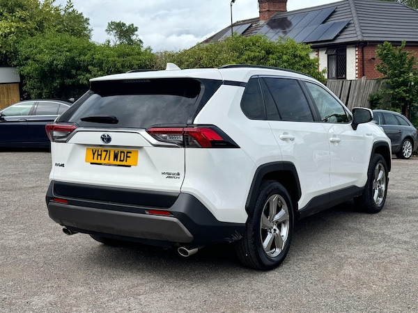 Used Toyota RAV4 2021 for sale - 76260071: Photo 4