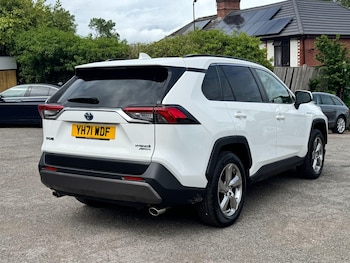 Used Toyota RAV4 2021 for sale - 76260071: Photo 4