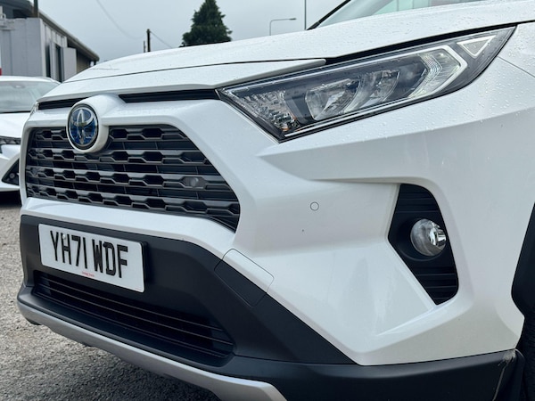 Used Toyota RAV4 2021 for sale - 76260071: Photo 9