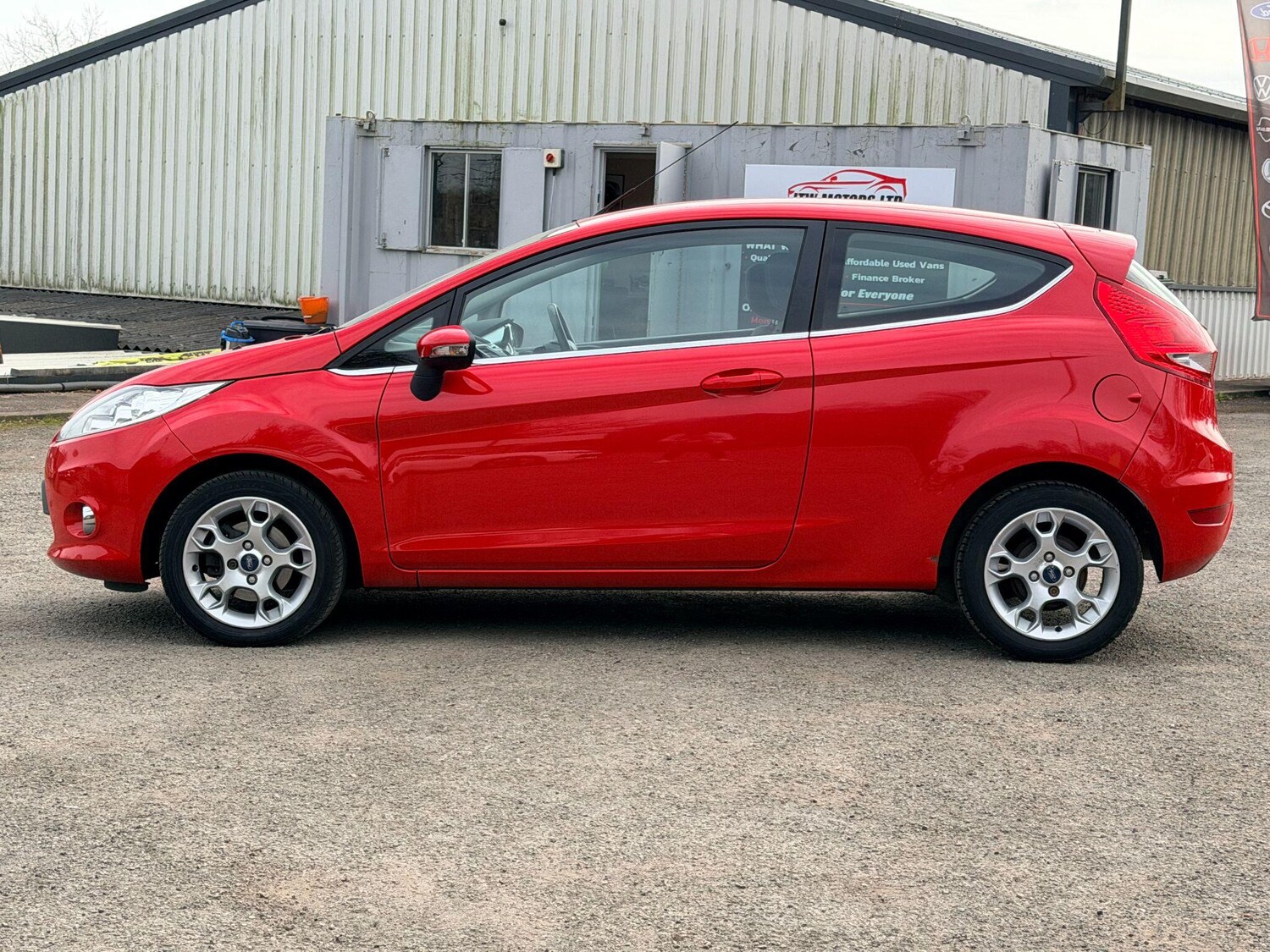 Used Ford Fiesta 2012 for sale - 78019289: Photo 7