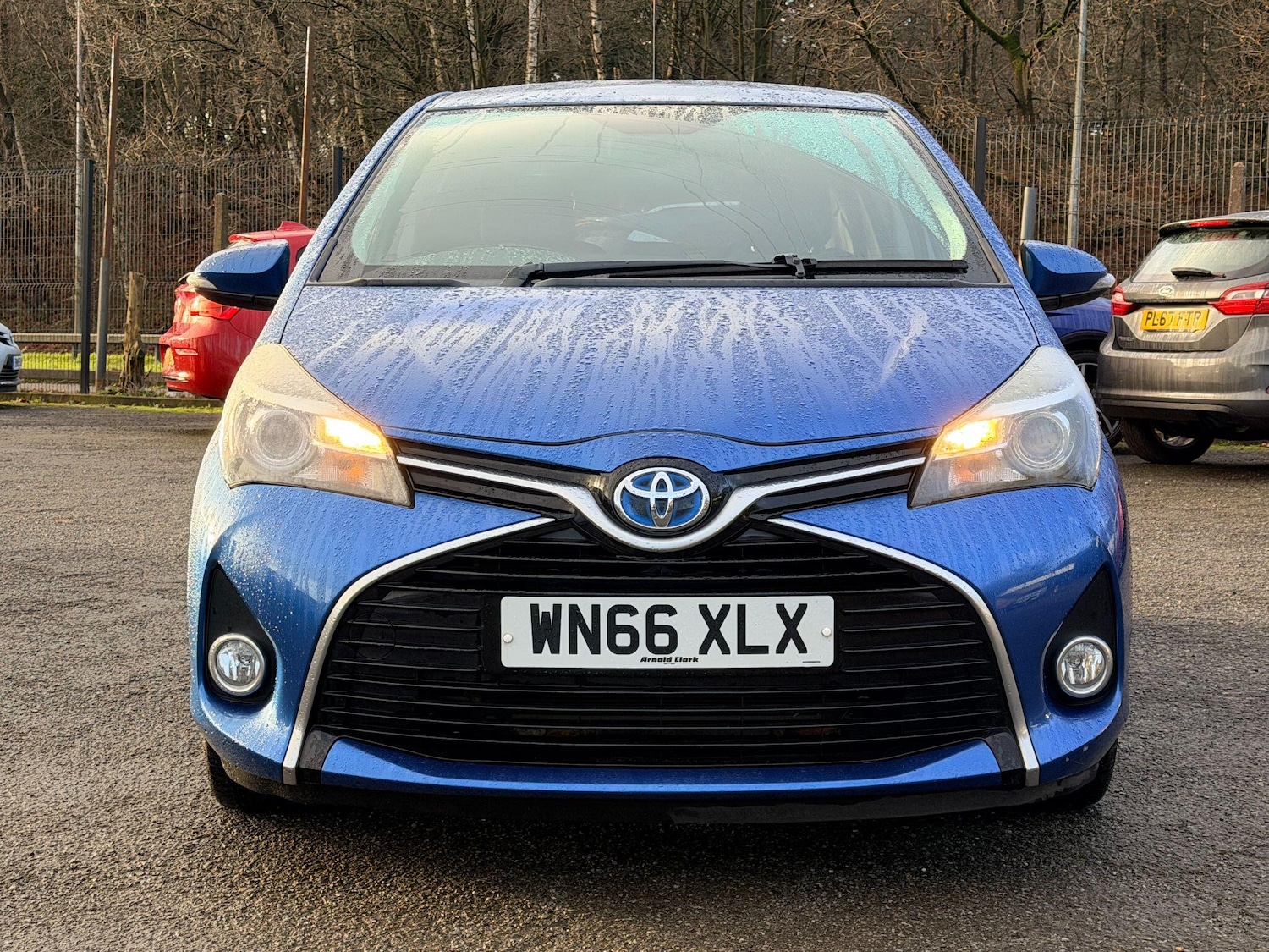 Used Toyota Yaris 2016 for sale - 77174798: Photo 2