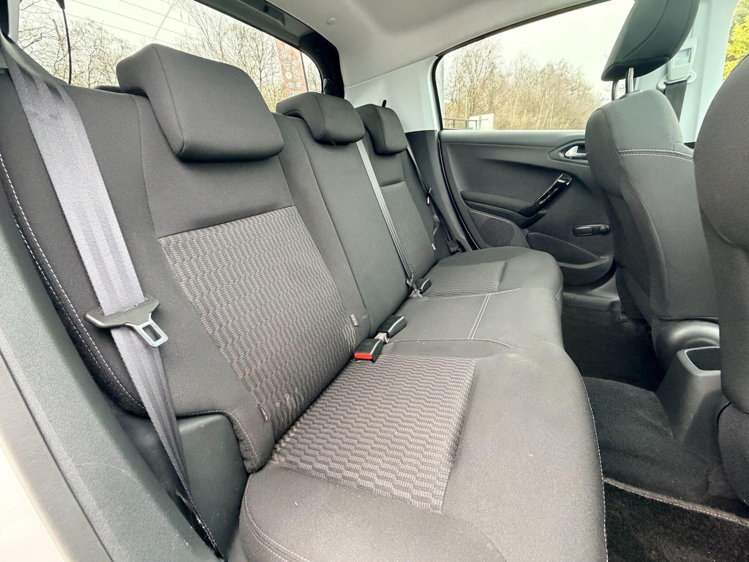 Used Peugeot 208 2015 for sale - 77993754: Photo 18