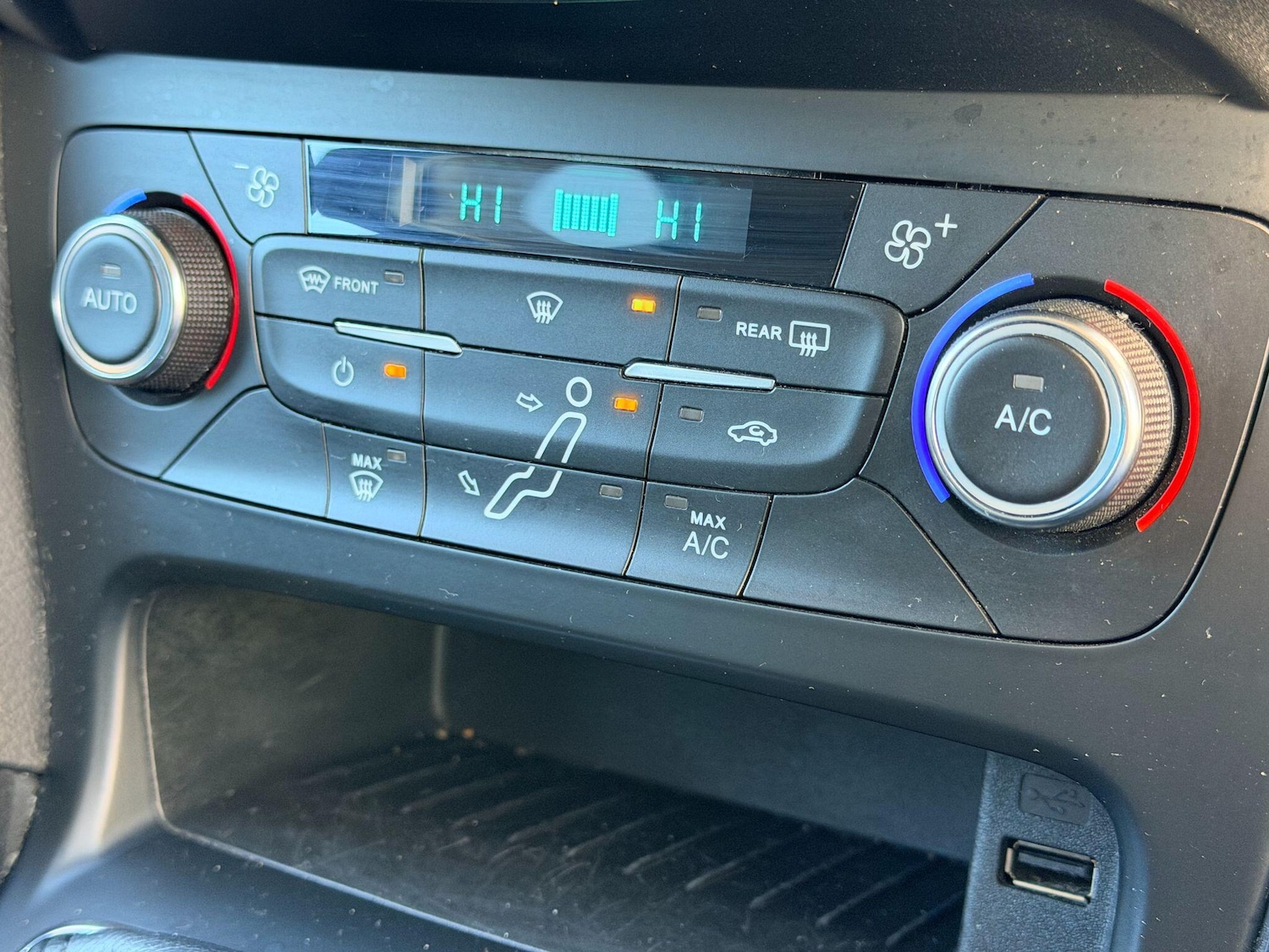 Used Ford Focus 2017 for sale - 77237680: Photo 18