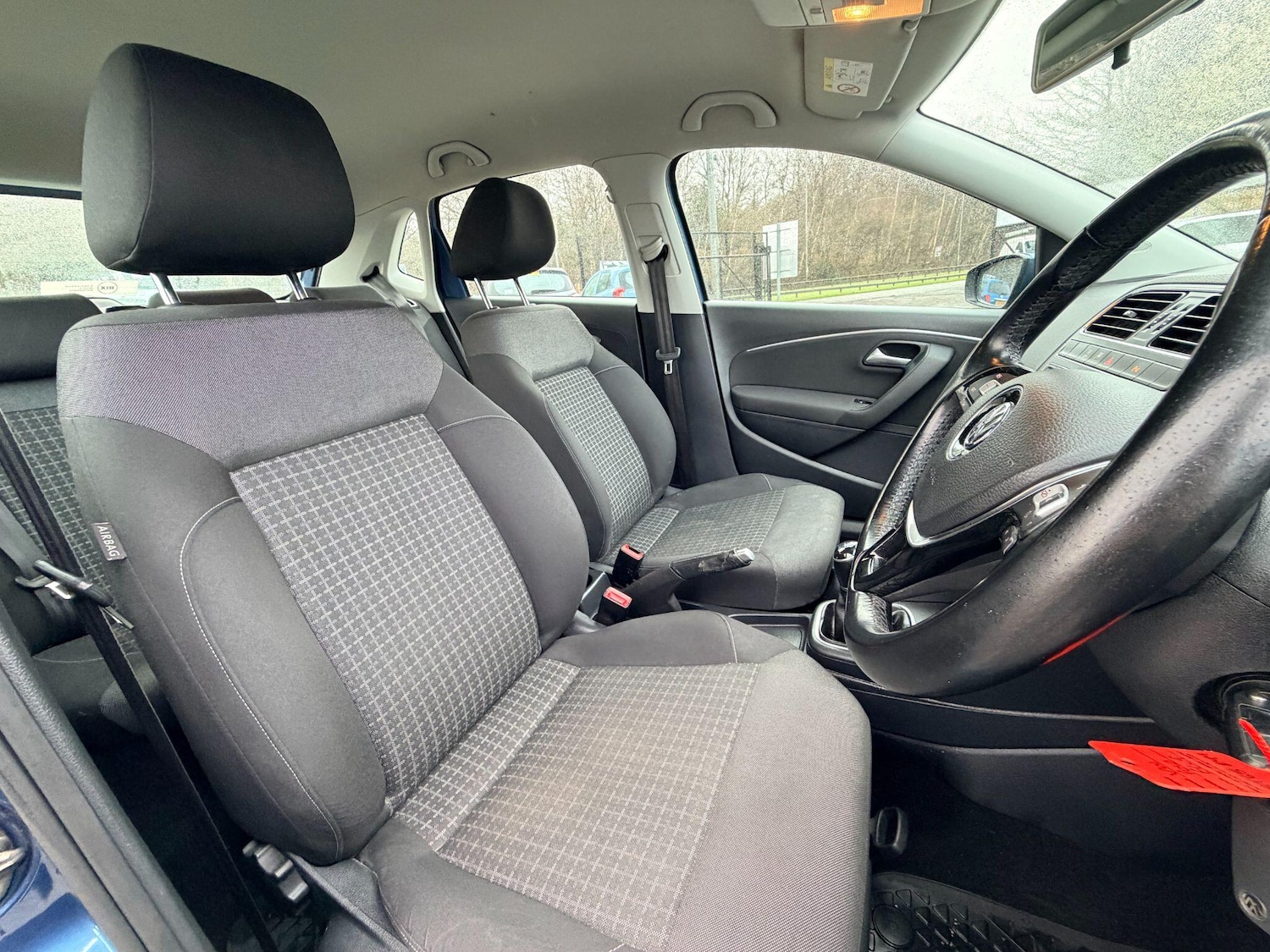 Used Volkswagen Polo 2015 for sale - 77279900: Photo 18