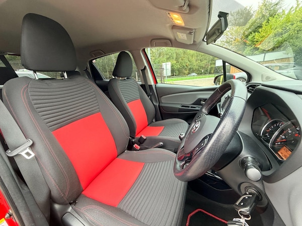 Used Toyota Yaris 2015 for sale - 76325969: Photo 17