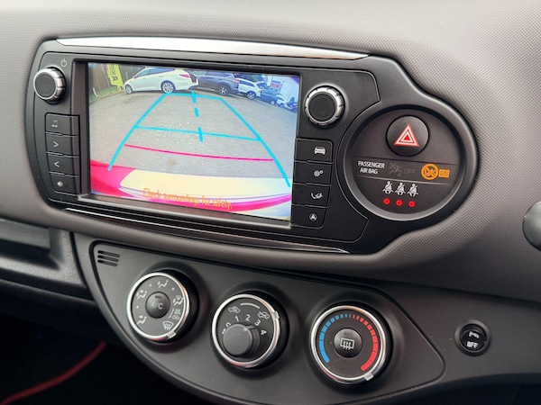 Used Toyota Yaris 2015 for sale - 76325969: Photo 19