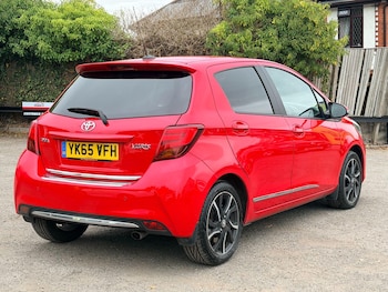 Used Toyota Yaris 2015 for sale - 76325969: Photo 4