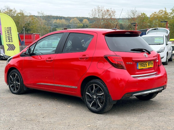 Used Toyota Yaris 2015 for sale - 76325969: Photo 6