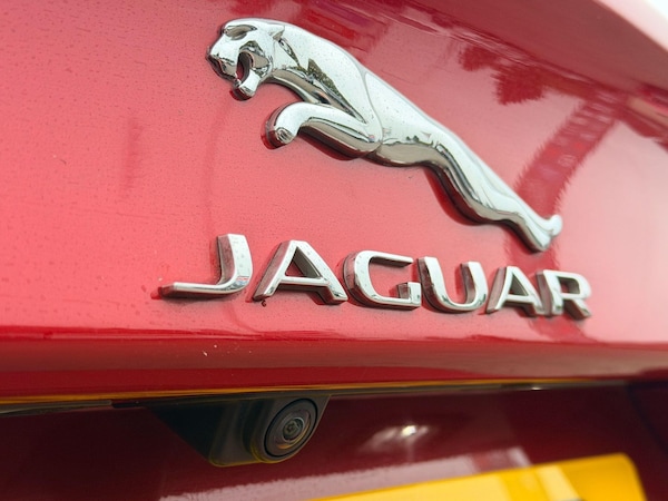 Used Jaguar XE 2017 for sale - 76282878: Photo 18
