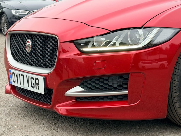 Used Jaguar XE 2017 for sale - 76282878: Photo 9