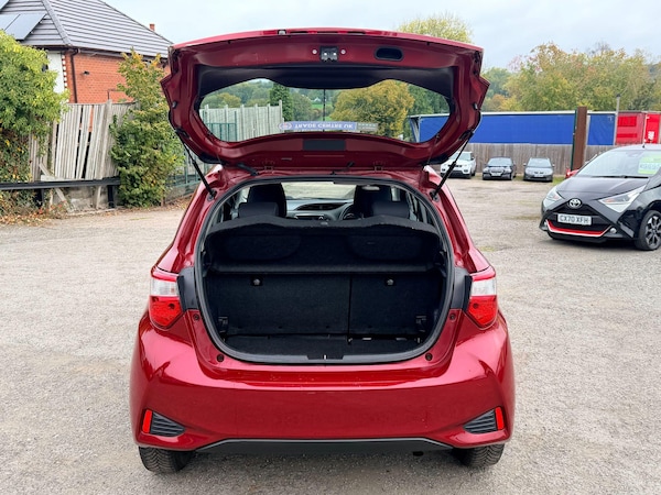 Used Toyota Yaris 2019 for sale - 76259076: Photo 13