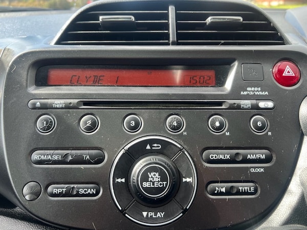 Used Honda Jazz 2015 for sale - 75537815: Photo 32