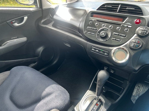 Used Honda Jazz 2015 for sale - 75537815: Photo 36