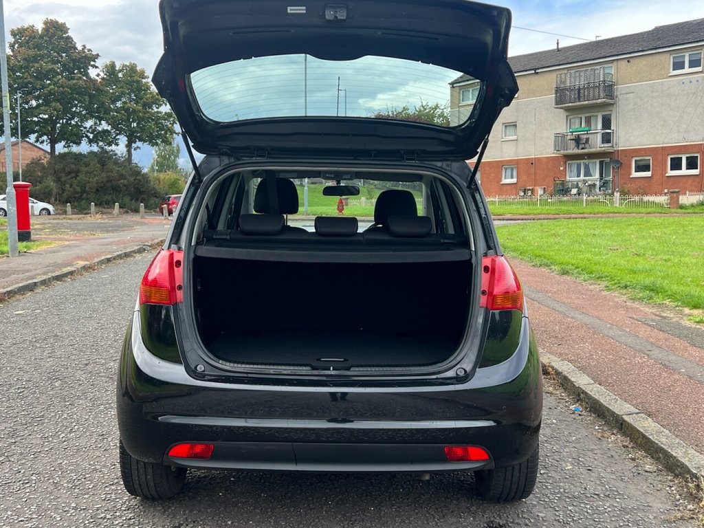 Used Kia Venga 2015 for sale - 76350660: Photo 6