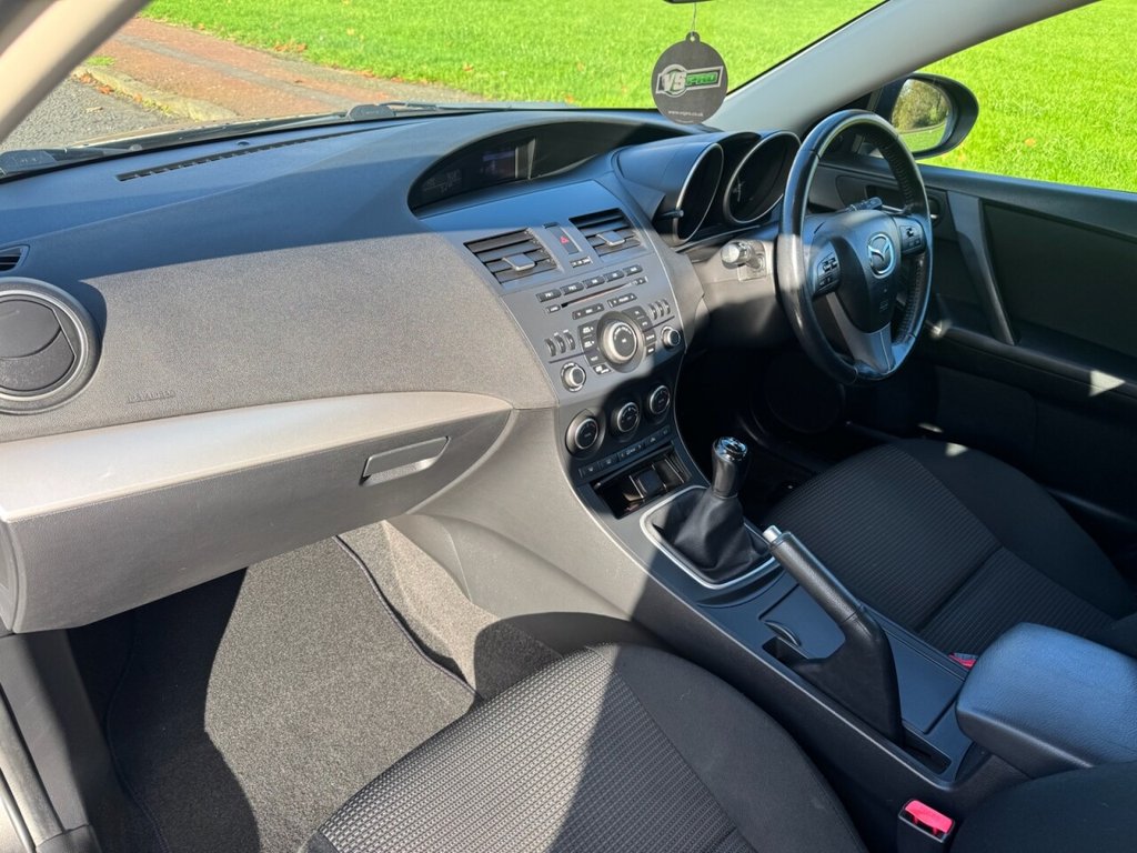 Used Mazda Mazda3 2013 for sale - 76345656: Photo 14