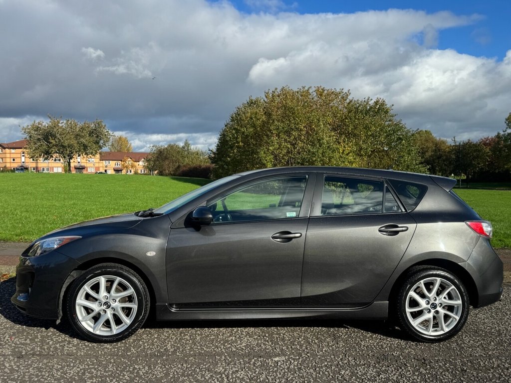 Used Mazda Mazda3 2013 for sale - 76345656: Photo 2