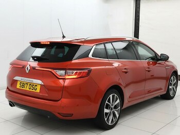 Used Renault Megane 2017 for sale - 77765666: Photo