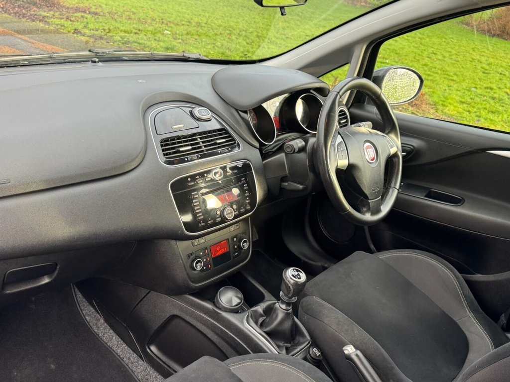 Used Fiat Punto 2016 for sale - 77133716: Photo 16