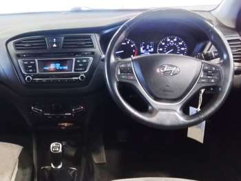 Used Hyundai i20 2016 for sale - 75207282: Photo