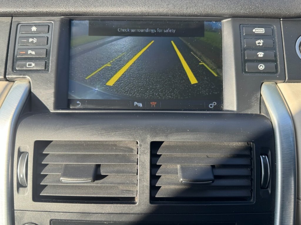 Used Land Rover Discovery Sport 2015 for sale - 76536165: Photo 38