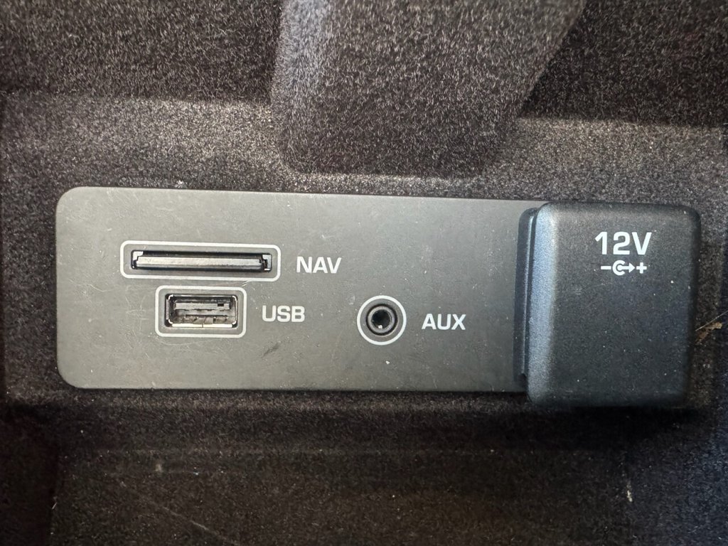 Used Land Rover Discovery Sport 2015 for sale - 76536165: Photo 41