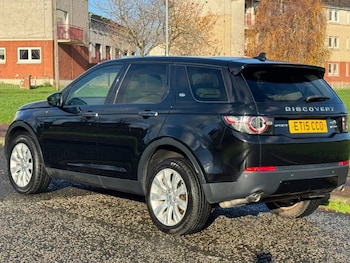 Used Land Rover Discovery Sport 2015 for sale - 76536165: Photo