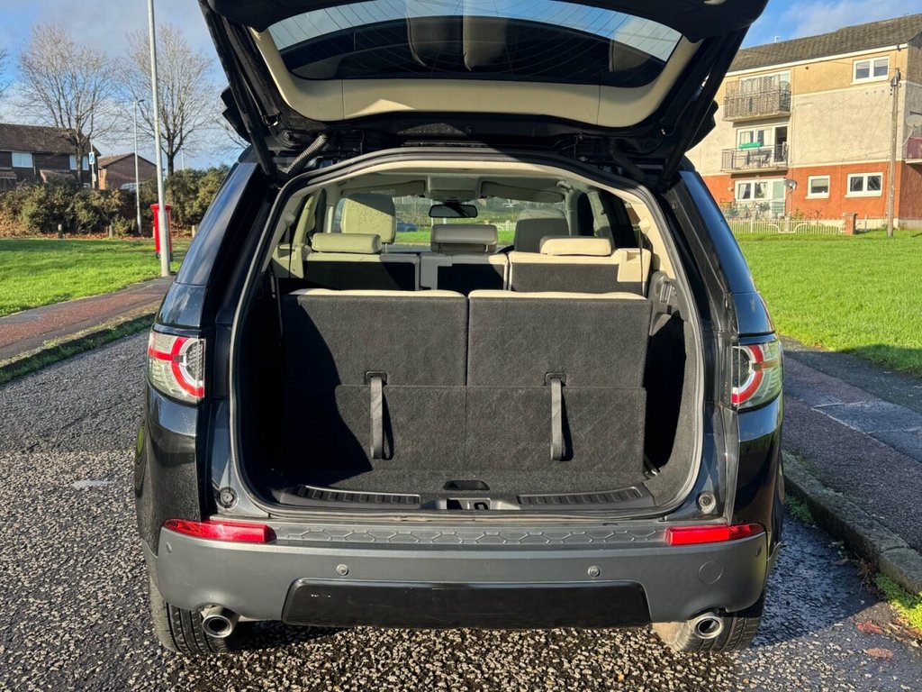 Used Land Rover Discovery Sport 2015 for sale - 76536165: Photo 6