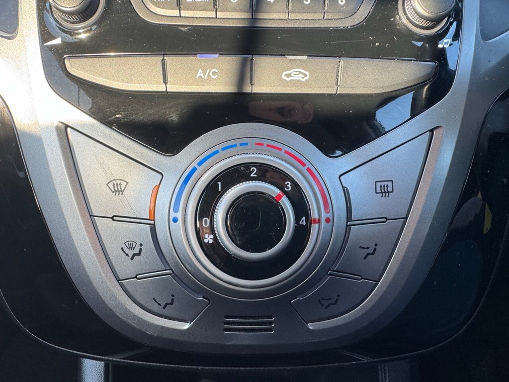 Used Hyundai Ix20 2018 for sale - 76346017: Photo 29