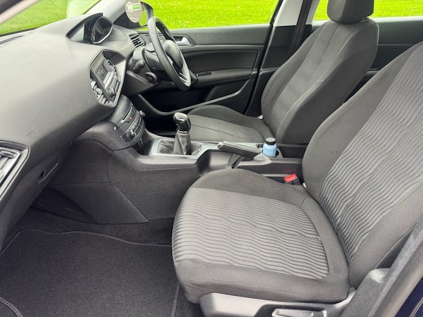 Used Peugeot 308 2016 for sale - 76092502: Photo 12