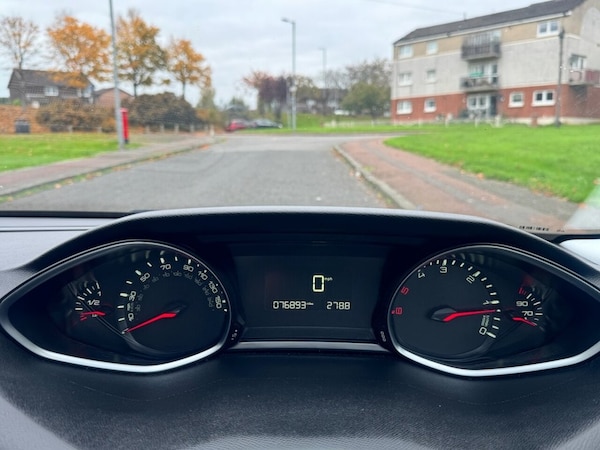 Used Peugeot 308 2016 for sale - 76092502: Photo 28