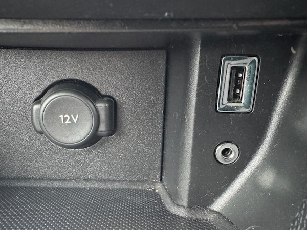 Used Peugeot 308 2016 for sale - 76092502: Photo 31