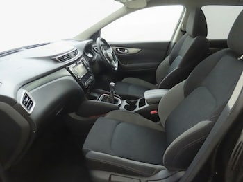 Used Nissan Qashqai 2018 for sale - 79450535: Photo
