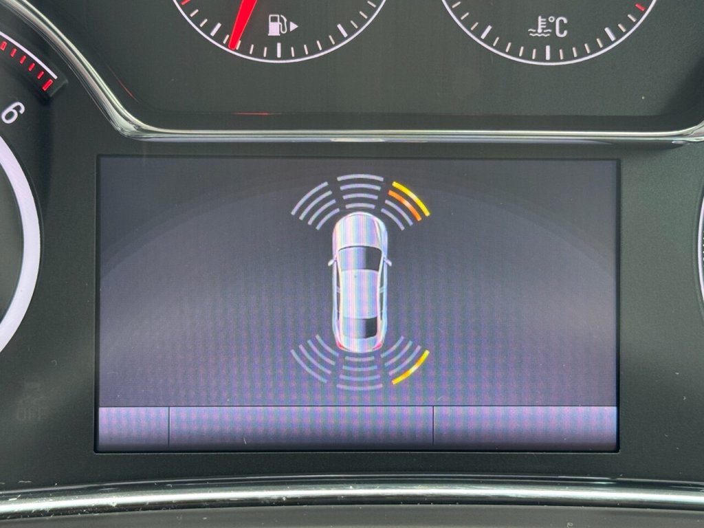 Used Vauxhall Insignia 2015 for sale - 77890858: Photo 22