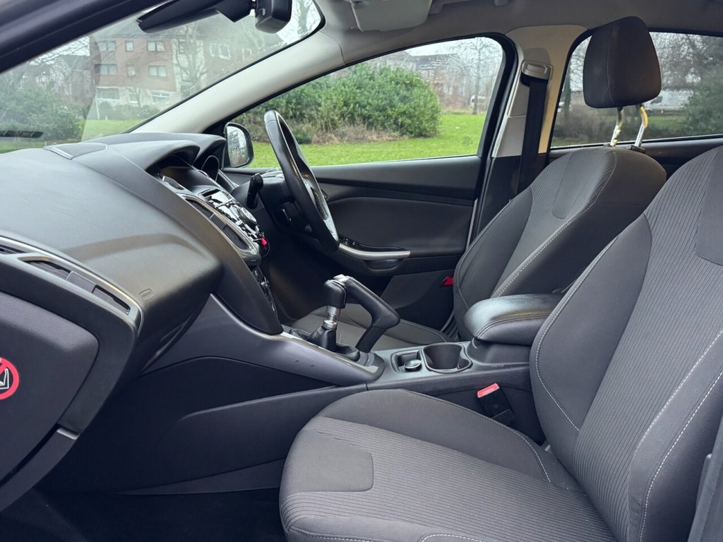 Used Ford Focus 2012 for sale - 77275927: Photo 18