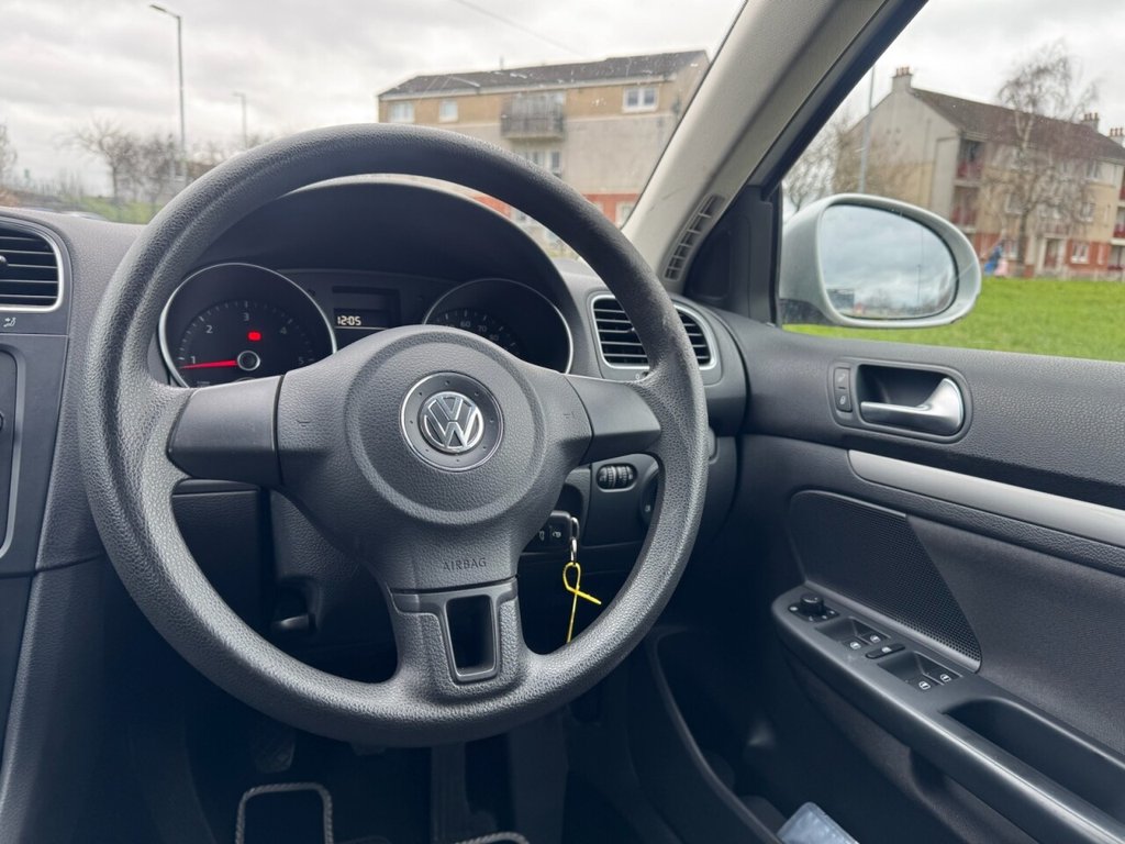Used Volkswagen Golf 2012 for sale - 77748268: Photo 18