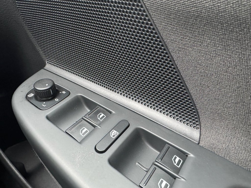 Used Volkswagen Golf 2012 for sale - 77748268: Photo 23