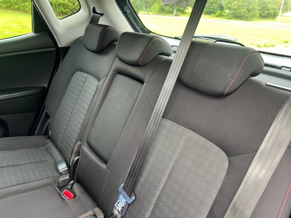 Used Kia Venga 2015 for sale - 75242562: Photo 25