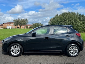 Used Mazda Mazda2 2015 for sale - 75832464: Photo