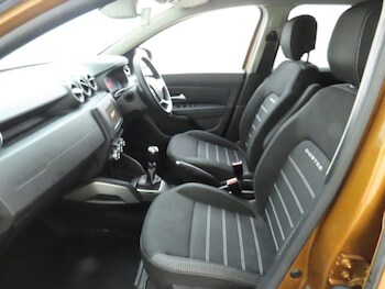 Used Dacia Duster 2018 for sale - 78806102: Photo