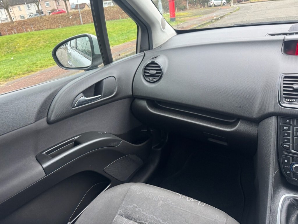 Used Vauxhall Meriva 2016 for sale - 77463692: Photo 22