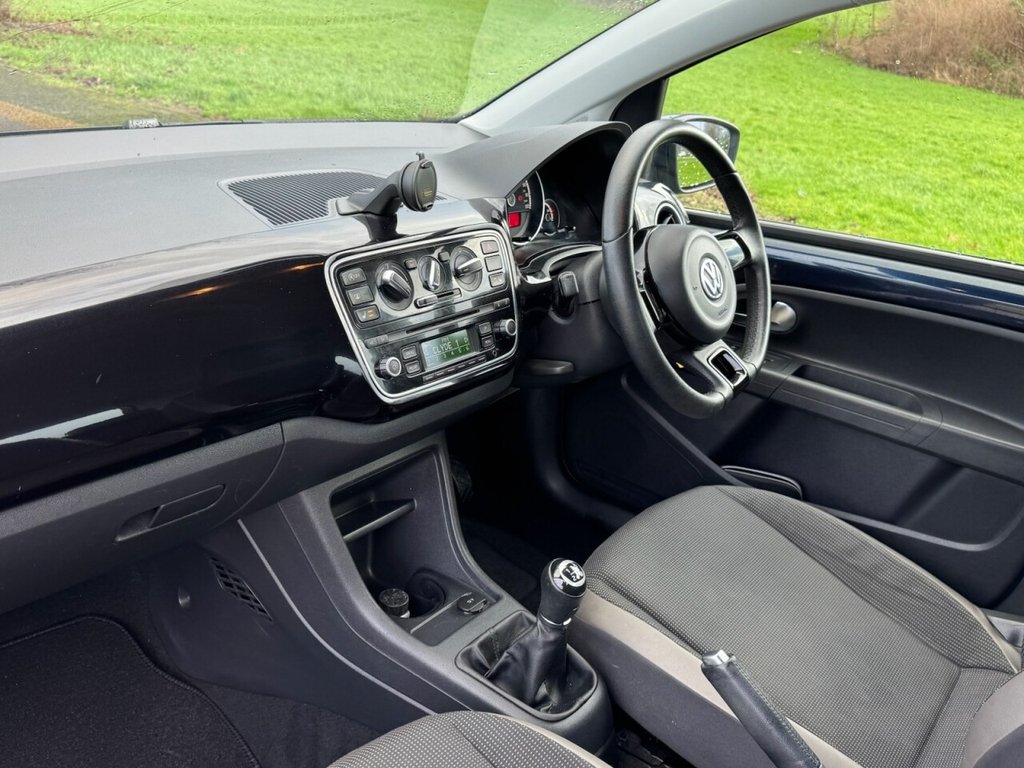 Used Volkswagen up! 2014 for sale - 77165869: Photo 14