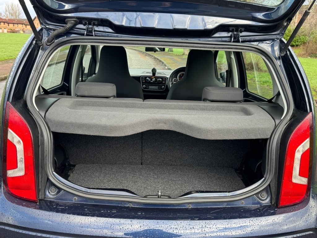 Used Volkswagen up! 2014 for sale - 77165869: Photo 17